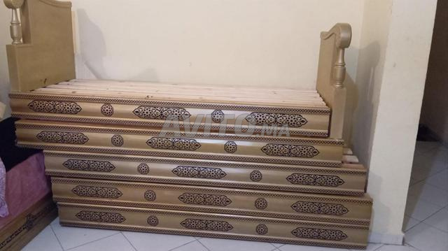 5 tables de 2 mètres avec 2 supports à Meknès