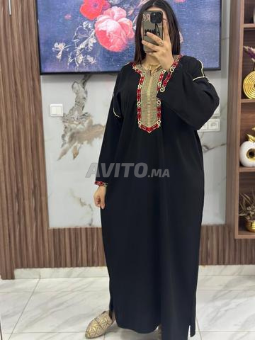 Caftan brodé HMAWI de fierté magnifique - 2