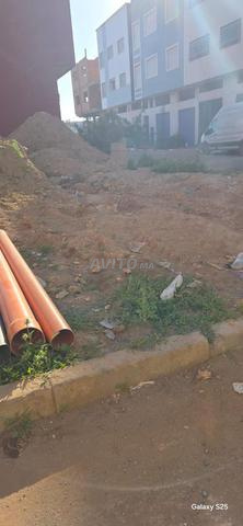 أرض 80 م² R2 زاوية واجهتين (شوكة) - 2