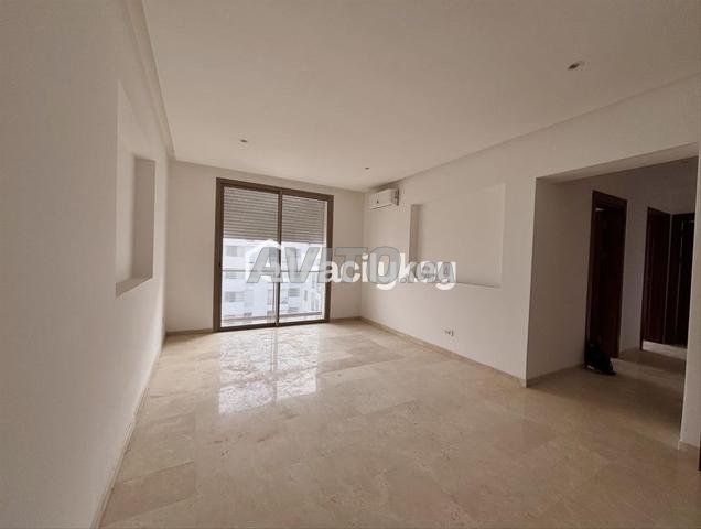 شقة بمساحة 81 متر مربع في دار بوعزة