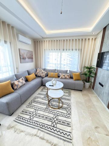 Joli Studio Neuf Bien Ensoleillé - 2