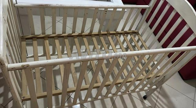 سرير للأطفال حتى 6 سنوات