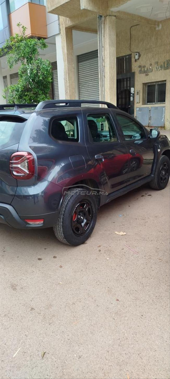 DACIA DUSTER de très bonnes état 
