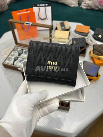 محفظة نسائية - 2