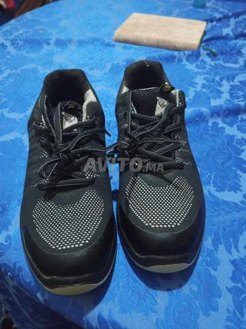 Nouvelle chaussure antichoc au travail