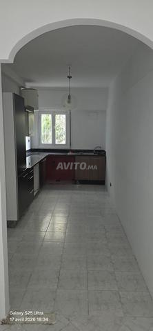 Joli appart à louer derrière gare Oasis - 2