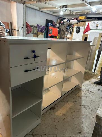 كونتر زجاج وخشب - 2