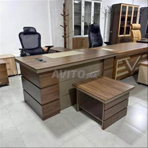 مكتب مع وحدة جانبية ووحدة أدراج بسعر جيد - 2