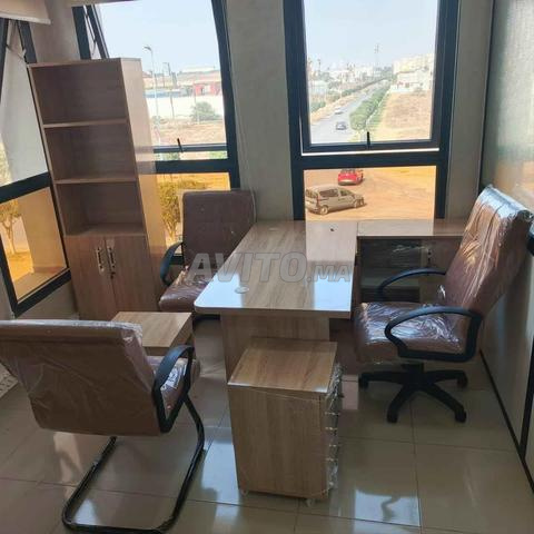 Bureau d'importation disponible en stock - 2
