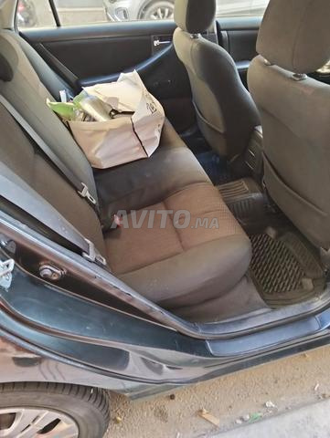 تويوتا كورولا ديزل مانويل 2006 بطنجة - 2