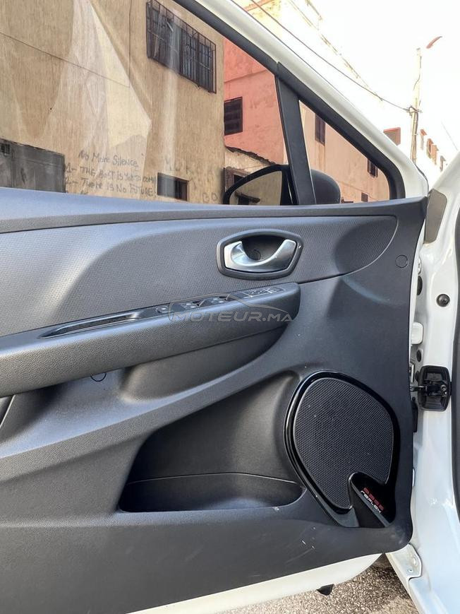 Clio 4 model 2020 bon état manule tt option
