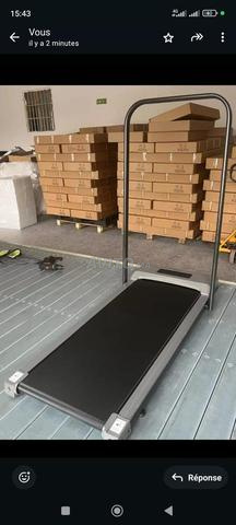 جهاز مشي قابل للطي بشاشة LED وبلوتوث - 2