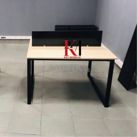 FABRICATION BUREAU AVEC LES CHAISES