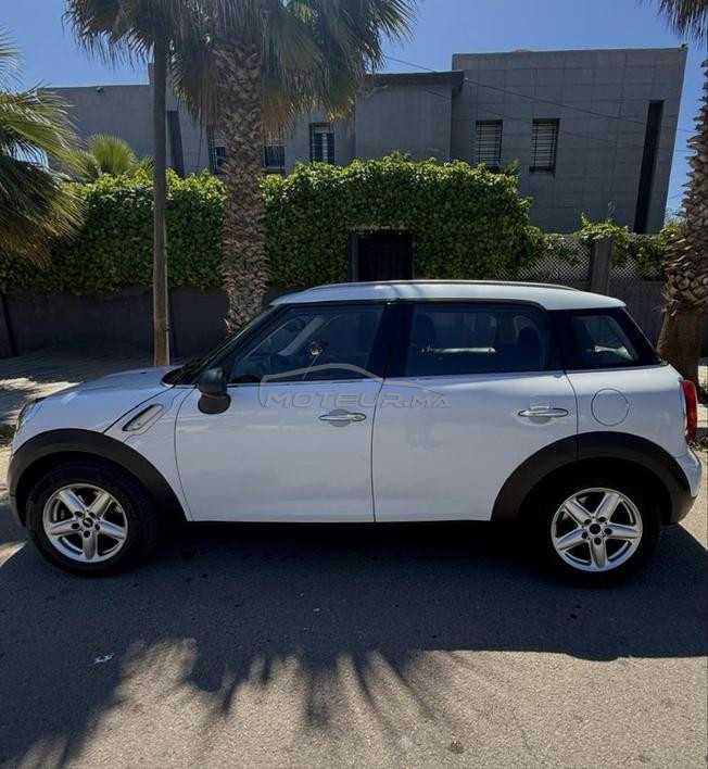 Mini Cooper– Année 2011, très bon état général.