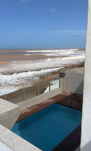 Villa de 374m² avec piscine à louer - 2