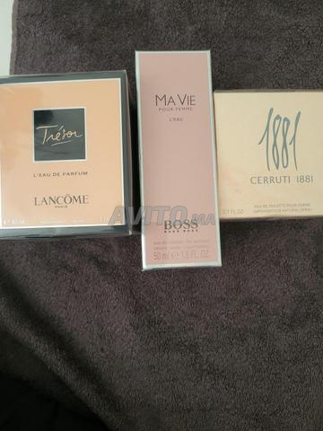 عطور أصلية، 300 درهم للقطعة