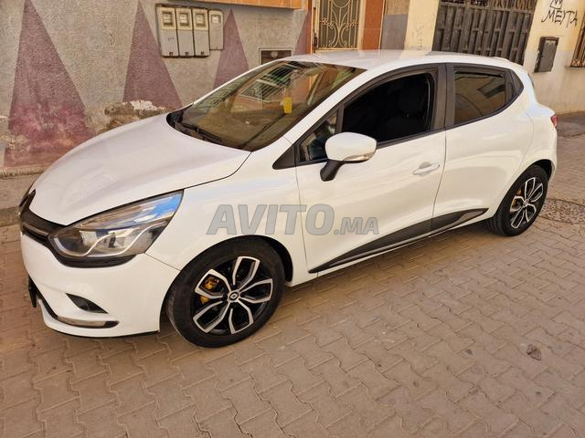 رينو كليو 4 - 2