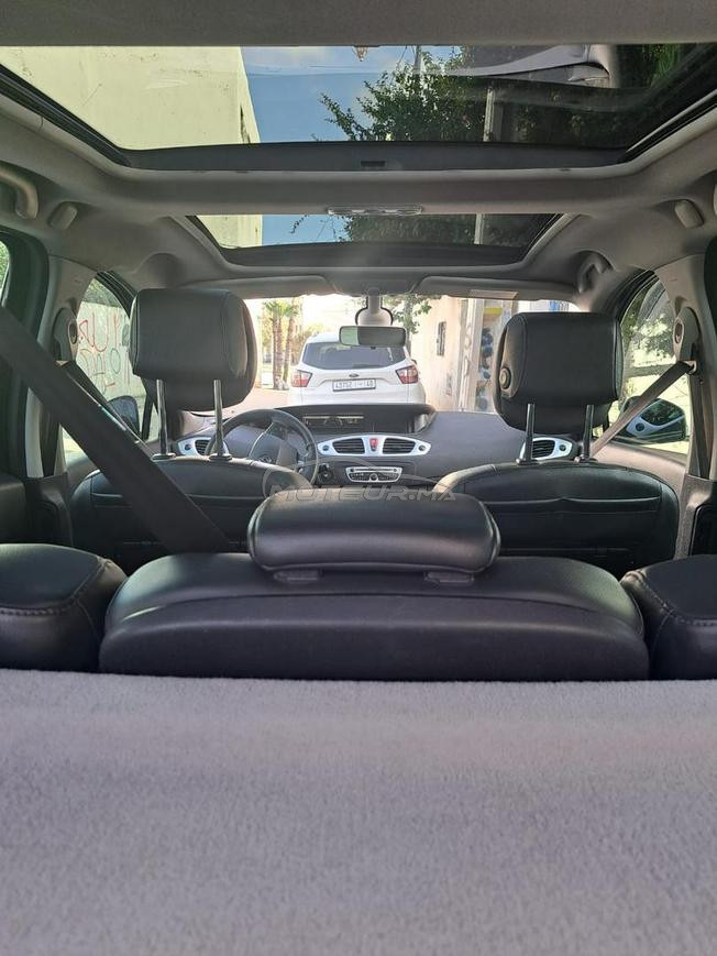 Renault Scenic Diesel Manuelle 2010 à Martil