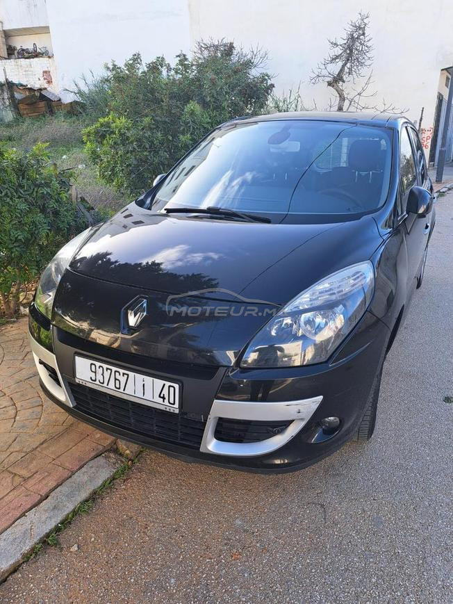 Renault Scenic Diesel Manuelle 2010 à Martil