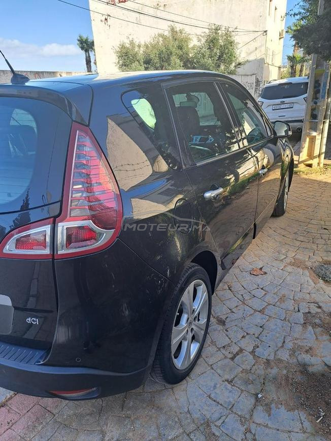 Renault Scenic Diesel Manuelle 2010 à Martil