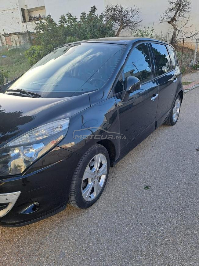 Renault Scenic Diesel Manuelle 2010 à Martil