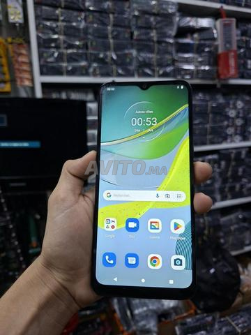 Motorola E13 bon état - 2