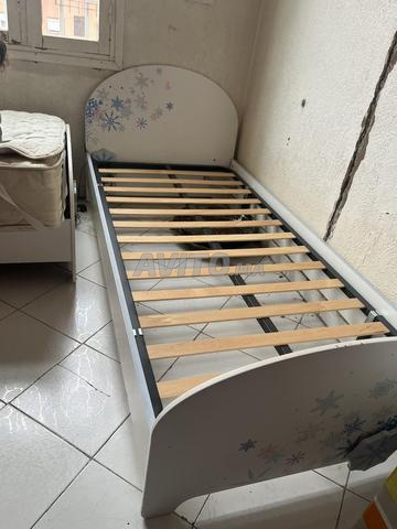 2 أسرة منفصلة - 2