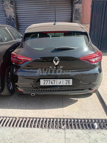 Renault Clio Diesel Manuelle 2022 à Marrakech - 2