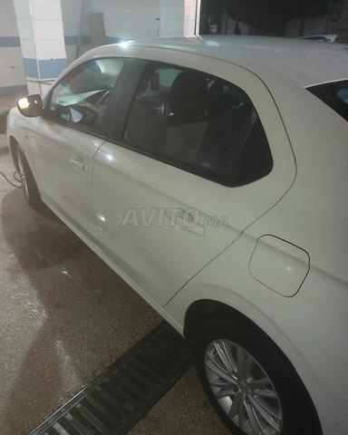 Peugeot 301 Essence Manuelle 2018 à Casablanca