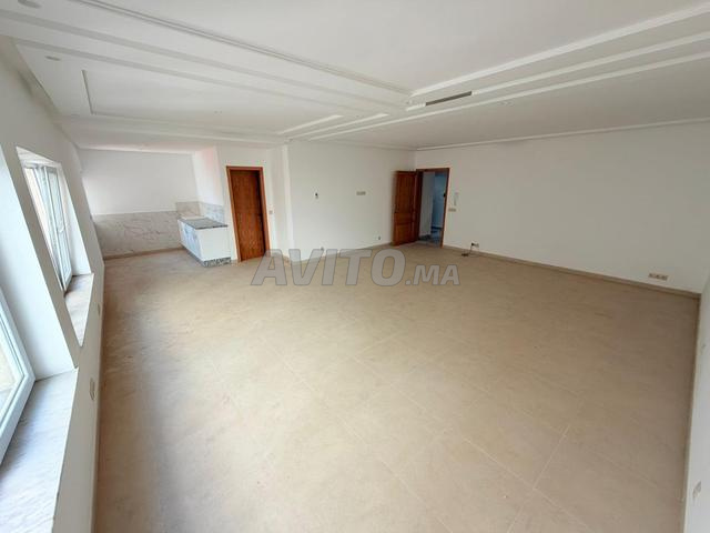 مكتب مفتوح للإيجار في طنجة - 2
