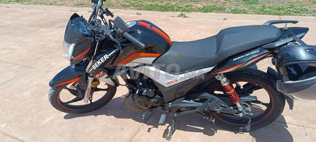 بيكر بي 10 - 2