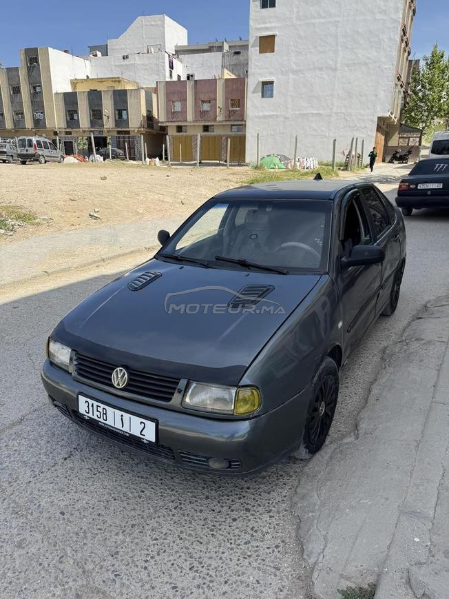 فولكس فاجن بولو ديزل يدوي 2000 في طنجة