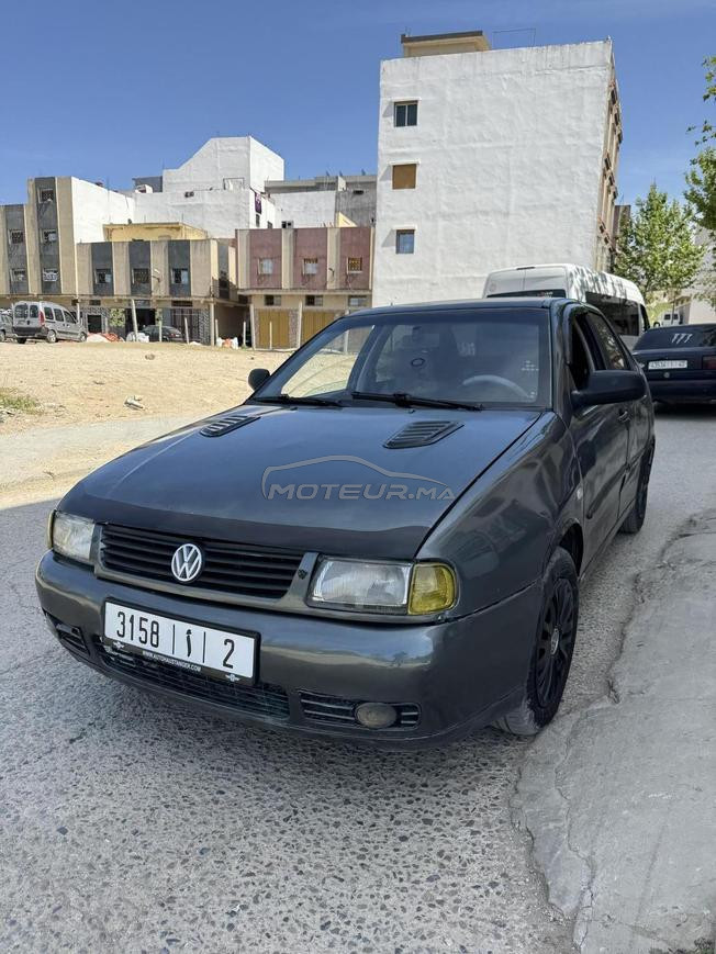 فولكس فاجن بولو ديزل يدوي 2000 في طنجة