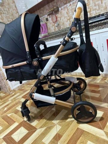 Poussette, sac et Maxi Cozy pour bébé - 2