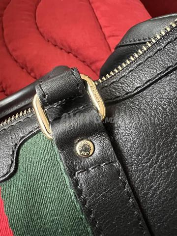 حقيبة غوتشي جوي من الجلد بحزام بوستون - 2