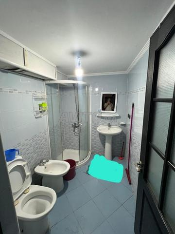 بدون وسيط بجانب الشاطئ - 2