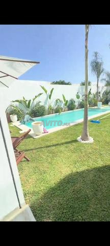 فيلا بشاطئ صفيحة مع مسبح - 2