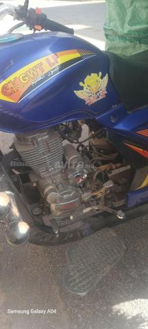 Triporteur Assour El Azim encore neuf - 2