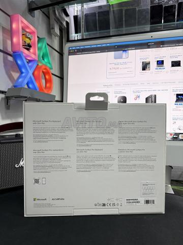 لوحة مفاتيح Microsoft Surface Pro مع قلم Slim Pen - 2