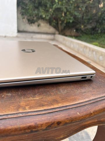 لابتوب HP 15 ذهبي - حالة نظيفة جداً - 2
