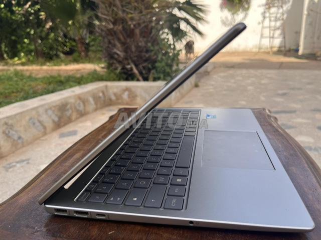 لابتوب HP 15 ذهبي - حالة نظيفة جداً - 2