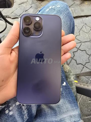 iPhone 14 Pro Max 256Go Batterie 76