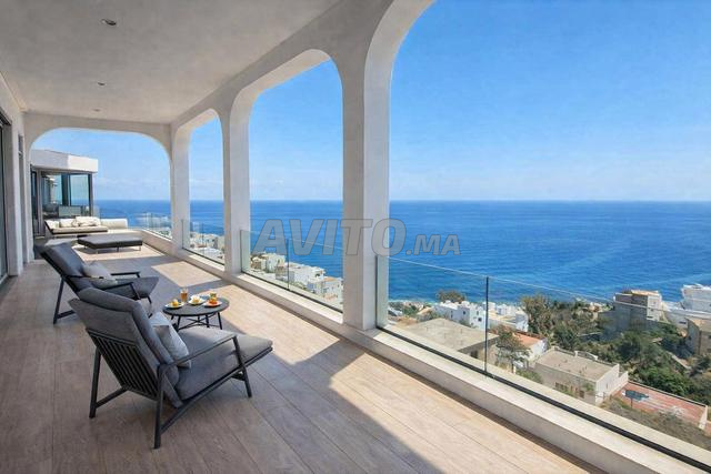 فيلا بإطلالة بانورامية على البحر - 2