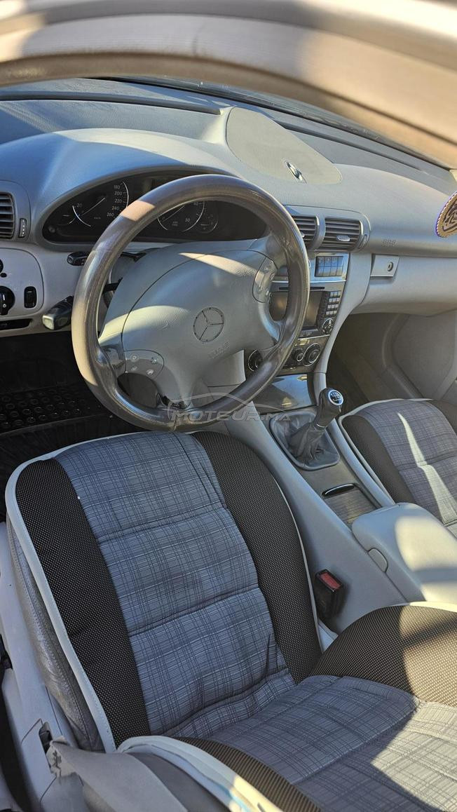 Mercedes c220 2006 diwana  2010