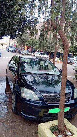 تويوتا كورولا نسخة بنزين موديل 2004