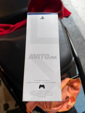 شاحن يد بلايستيشن 5 - 2