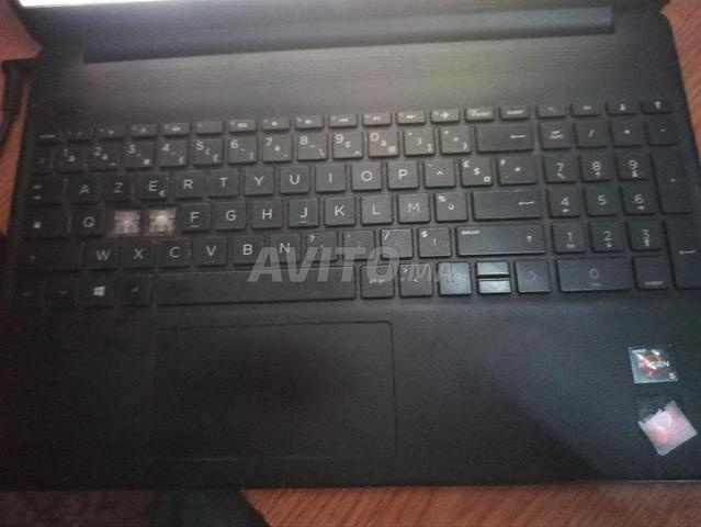 حاسوب محمول AMD Ryzen 5