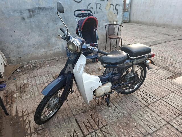 Moto Yamaha 3 en bon état - 2