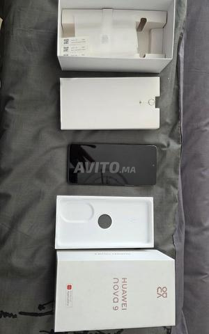 Huawei nova9  128 go comme neuf - 2