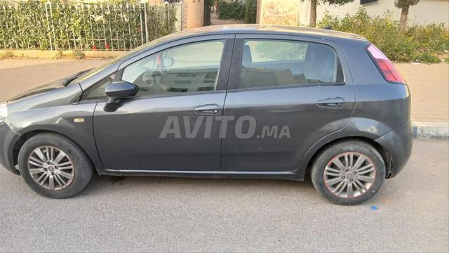 Voiture d'occasion, négociable